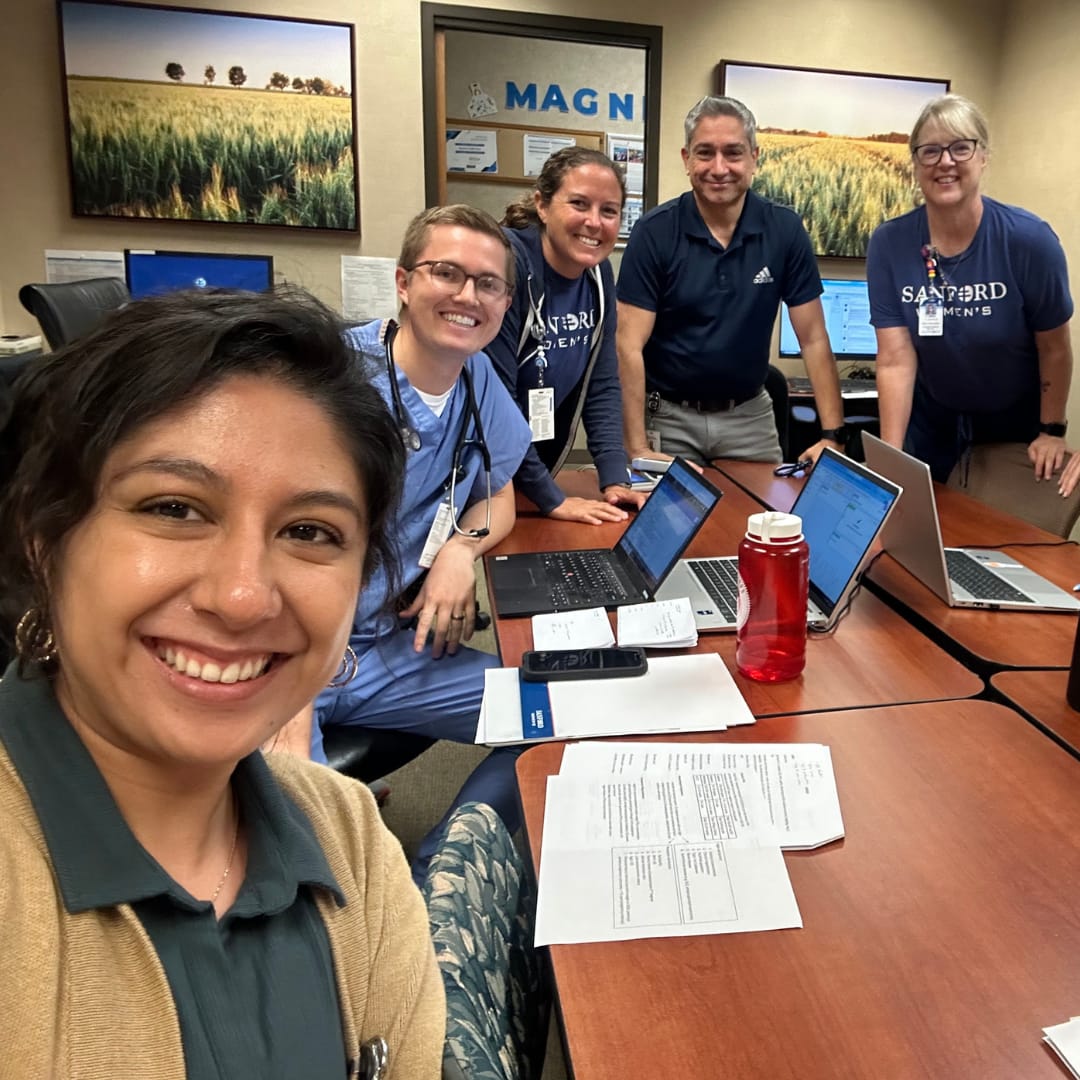 Residents and faculty at noon conference